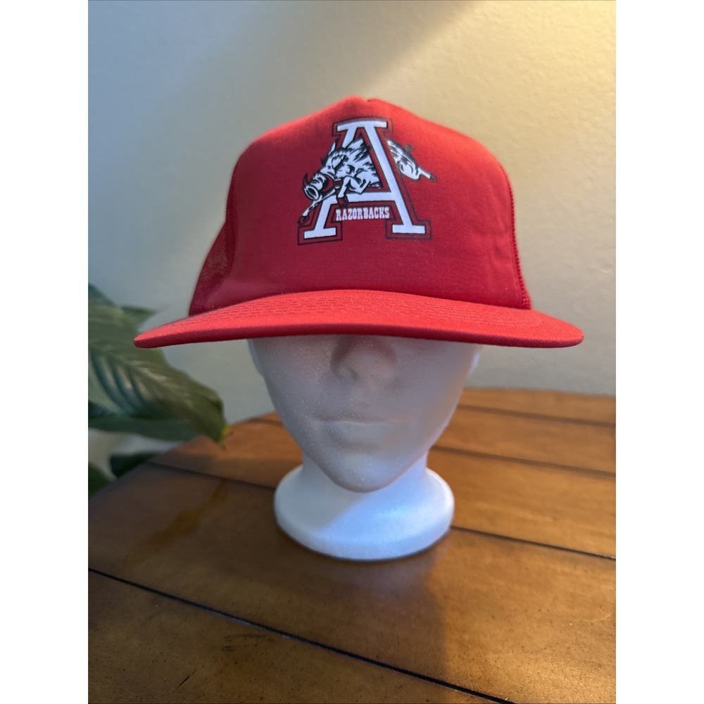 Vtg 90's Arkansas Razorbacks Hat Mesh SnapBack Trucker Cap EUC